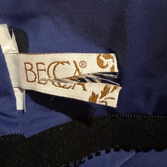 Becca by Rebecca Virtue Delilah Clare Plunge One Piece Swimsuit Size Small NWOT - Picture 9 of 9